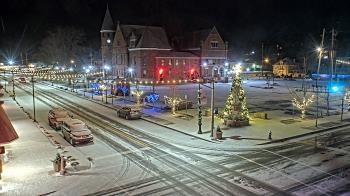 Weather camera view of City of Connersville.