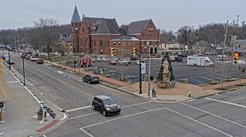 Weather camera view of City of Connersville.