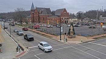 Weather camera view of City of Connersville.