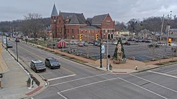 Weather camera view of City of Connersville.