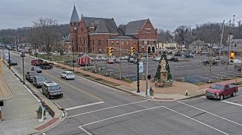 Weather camera view of City of Connersville.