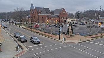 Weather camera view of City of Connersville.