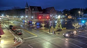 Weather camera view of City of Connersville.