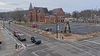 Weather camera view of City of Connersville.