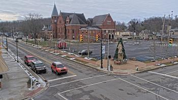 Weather camera view of City of Connersville.