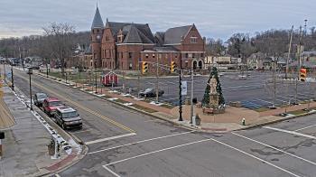 Weather camera view of City of Connersville.