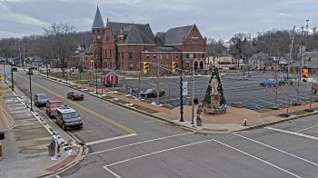 Weather camera view of City of Connersville.
