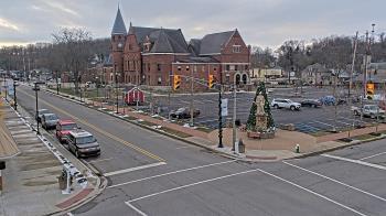Weather camera view of City of Connersville.