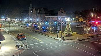 Weather camera view of City of Connersville.