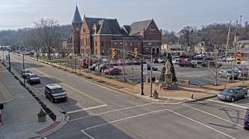Weather camera view of City of Connersville.