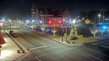 Weather camera view of City of Connersville.