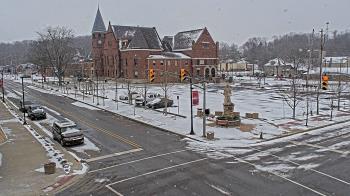 Weather camera view of City of Connersville.