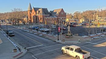 Weather camera view of City of Connersville.