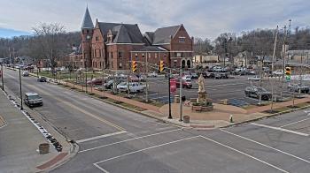Weather camera view of City of Connersville.
