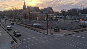 Weather camera view of City of Connersville.