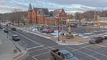 Weather camera view of City of Connersville.