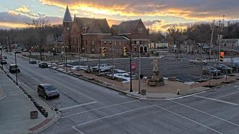 Weather camera view of City of Connersville.