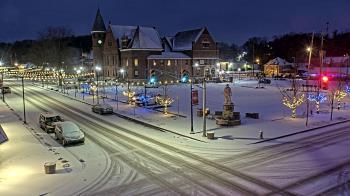 Weather camera view of City of Connersville.