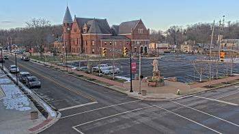 Weather camera view of City of Connersville.