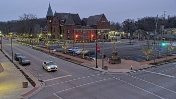 Weather camera view of City of Connersville.