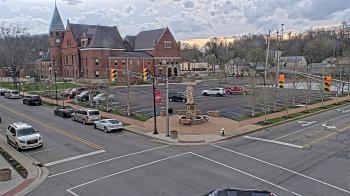 Weather camera view of City of Connersville.