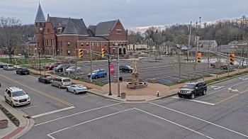 Weather camera view of City of Connersville.