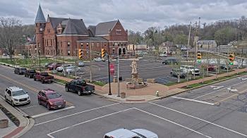 Weather camera view of City of Connersville.