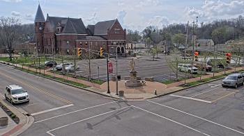 Weather camera view of City of Connersville.