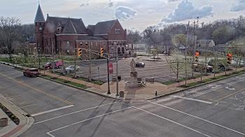 Weather camera view of City of Connersville.