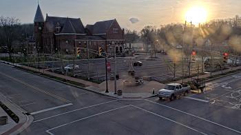 Weather camera view of City of Connersville.