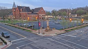 Weather camera view of City of Connersville.