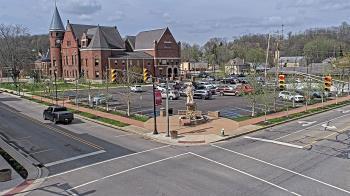 Weather camera view of City of Connersville.