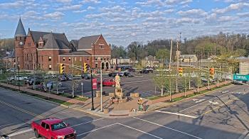 Weather camera view of City of Connersville.