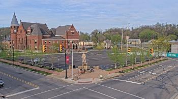Weather camera view of City of Connersville.