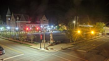 Weather camera view of City of Connersville.