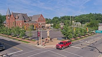 Weather camera view of City of Connersville.