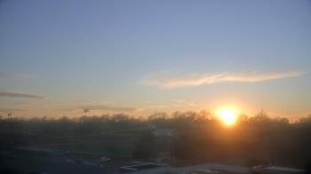 Weather camera view of Concordia Jr Sr High.