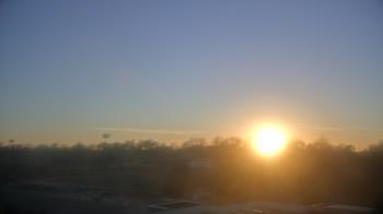 Weather camera view of Concordia Jr Sr High.