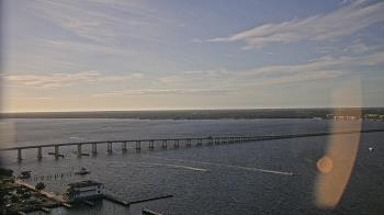 Weather camera view of Edison Grand tower 350 ft elev..