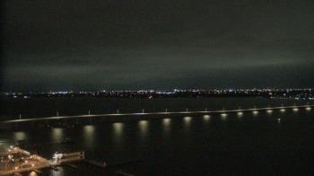 Weather camera view of Edison Grand tower 350 ft elev..