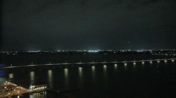 Weather camera view of Edison Grand tower 350 ft elev..