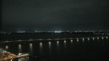 Weather camera view of Edison Grand tower 350 ft elev..