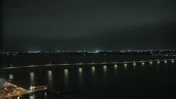 Weather camera view of Edison Grand tower 350 ft elev..