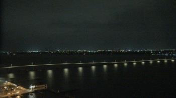 Weather camera view of Edison Grand tower 350 ft elev..