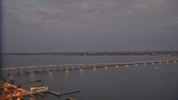 Weather camera view of Edison Grand tower 350 ft elev..