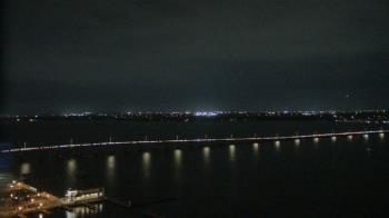 Weather camera view of Edison Grand tower 350 ft elev..