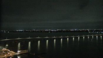 Weather camera view of Edison Grand tower 350 ft elev..