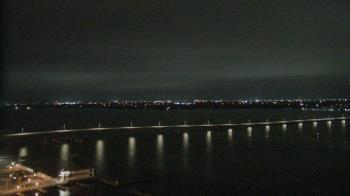 Weather camera view of Edison Grand tower 350 ft elev..