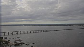 Weather camera view of Edison Grand tower 350 ft elev..