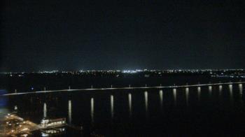 Weather camera view of Edison Grand tower 350 ft elev..